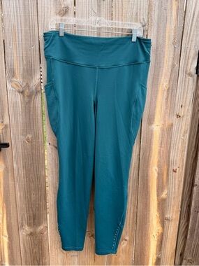 Lululemon Fast and Free High-Rise Fleece Tight 28" *Pockets Size 14